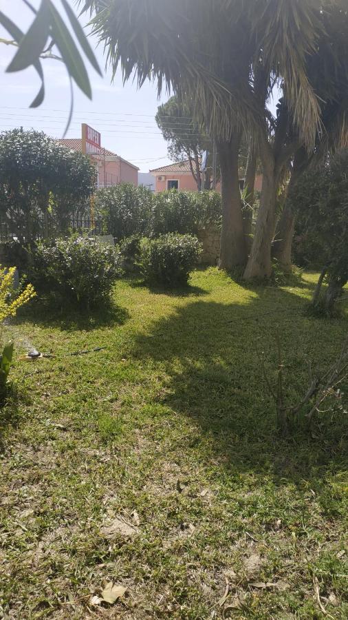 Tasaros Studios Laganas Bagian luar foto